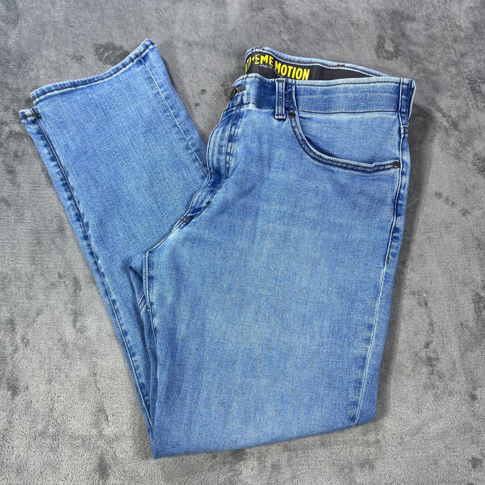 Lee Extreme Motion Jeans Men Fits 38x28 Straight Leg Tapered Stretch Denim Pants